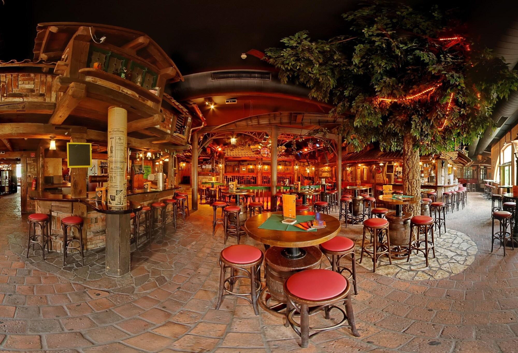 Hotel Brauhaus Zum Loewen Mühlhausen Exterior foto